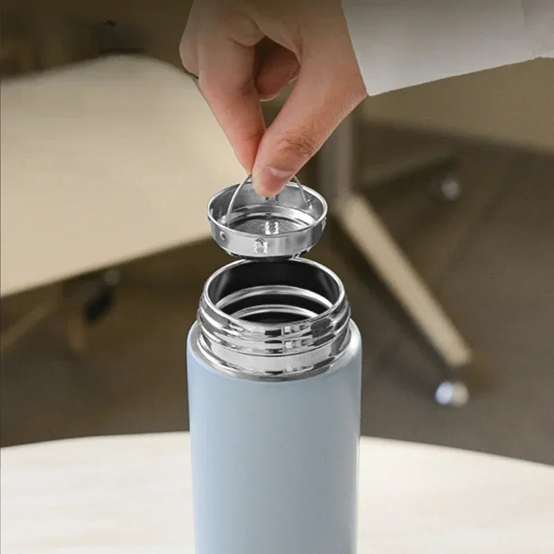 Smart Thermos Bottle 200ml – LED Temperature Display & Built-in Tea Filter
